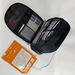 Defibrilator extern semi-automat DEFI 5S PRO cu meniu in limba romana+geanta+suport perete+kit prim-ajutor