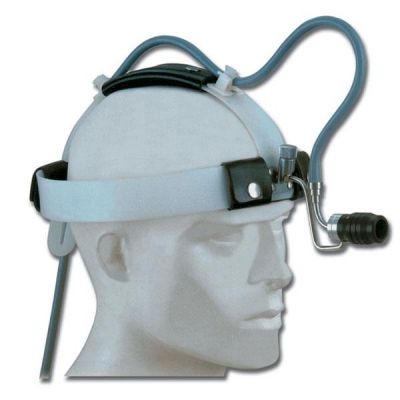 Lampa de cap pentru operatii, cu fibra optica (se conecteaza la sursele de lumina)